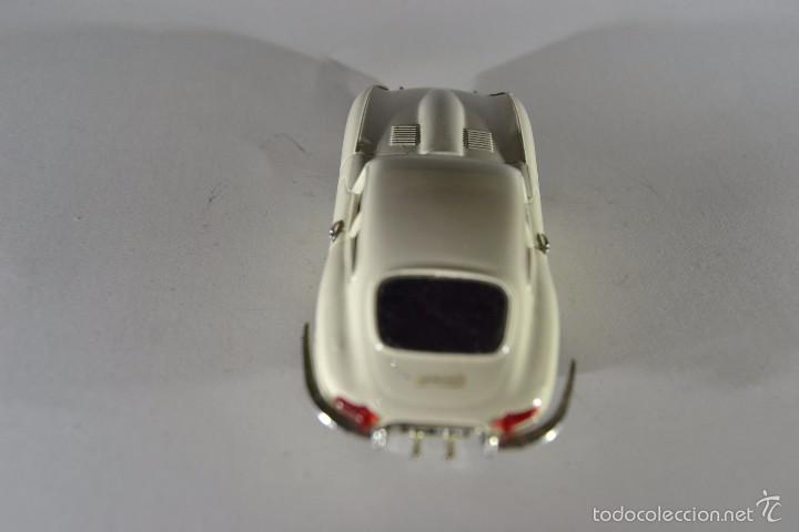 Coches a escala: JAGUAR E-TYPE 1962 MODEL BOX - Foto 3
