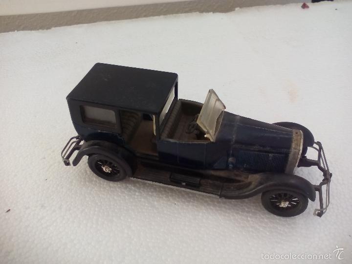 Auto in scala: ISOTTA FRASCHINI TIPO 8A - RIO. ESCALA 1/43. A&Ntilde;OS 60. MADE IN ITALY. COCHE MINIATURA.