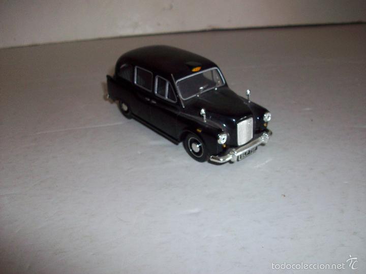 Voitures &agrave; l'&eacute;chelle: Altaya/ AUSTIN FX4 (taxi ) - Escala 1:43. /En metal