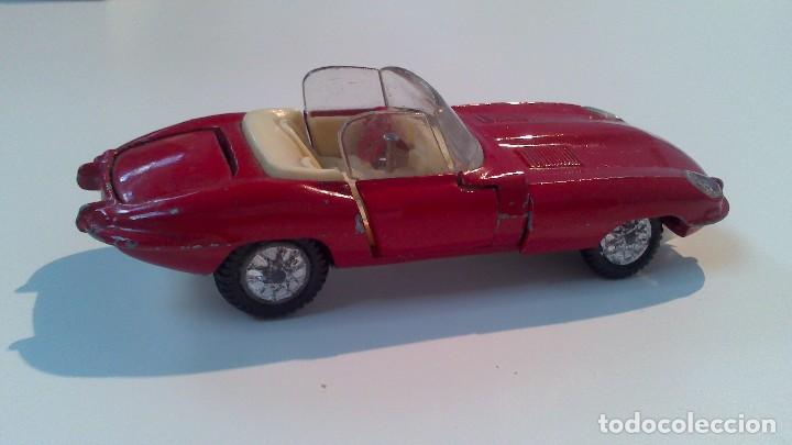 Coches a escala: coche jaguar, joal, a&ntilde;os 60/ 70