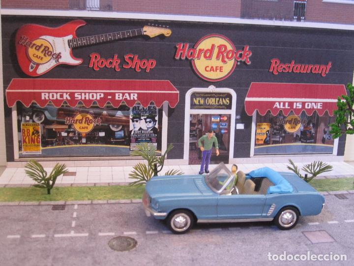 Auto in scala: DIORAMA HARD ROCK CAF&Eacute; 1/43
