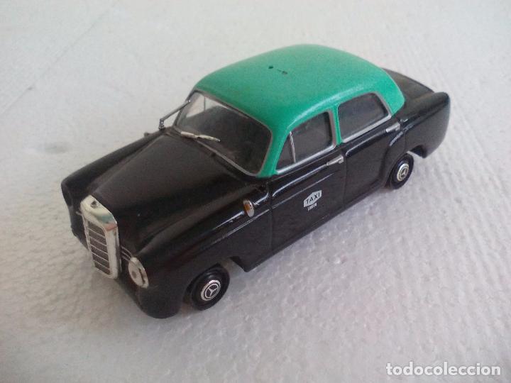 Carros em escala: Mercedes 180 Lisboa. Taxi. Escala 1/43. Altaya. Coche miniatura