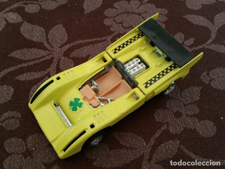 Carros em escala: Mc Laren M80 Gran Toros. Escala 1/43. Joal. Le falta una rueda.