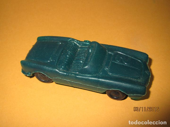 Model Cars: Antiguo ALFA ROMEO GIULIETA en Pl&aacute;stico Soplado Verde Opaco en Escala 1/43 de CRIO - A&ntilde;o 1970s.