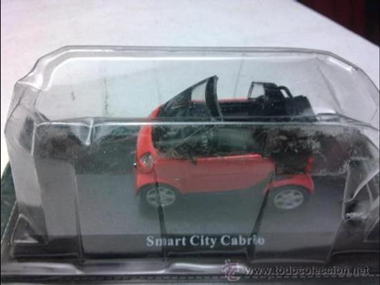 Auto in scala: smart city cupe cabrio
