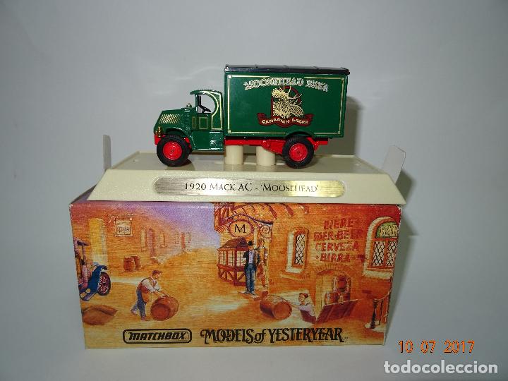 Voitures &agrave; l'&eacute;chelle: MACK AC 1920 Serie *GRANDES CERVEZAS DEL MUNDO* MOOSEHEAD de MATCHBOX del A&ntilde;o 1993 - a Estrenar