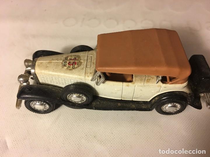 Auto in scala: COCHE REALIZADO EN METAL CLASICO MODELO A&Ntilde;OS 30, ORIGINAL A&Ntilde;OS 70/80
