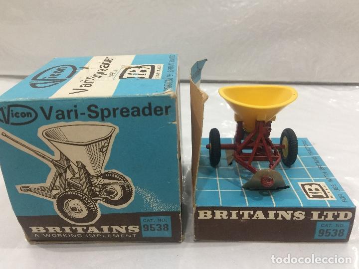 Coches a escala: BRITAINS TRACTORS VARI-SPREADER NUM 9538 - Foto 4