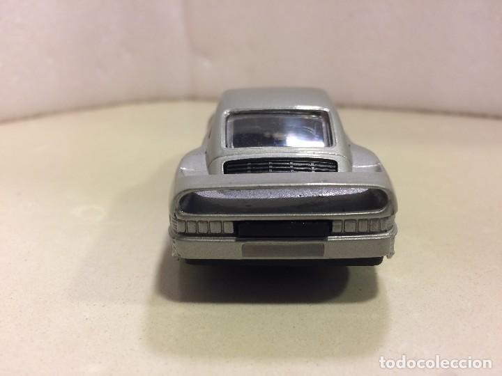 Coches a escala: Porsche 959   1/43  Burago - Foto 4