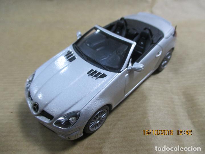 Antiguo Coche de Metal. Mercedes Benz Slk Amg. 2008. Made In China. Minichamps. 76GR 9CM