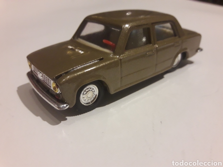 Joal Seat Fiat 124 Miniature – Collection, Réf 106, Pièce Vintage Sans Marque