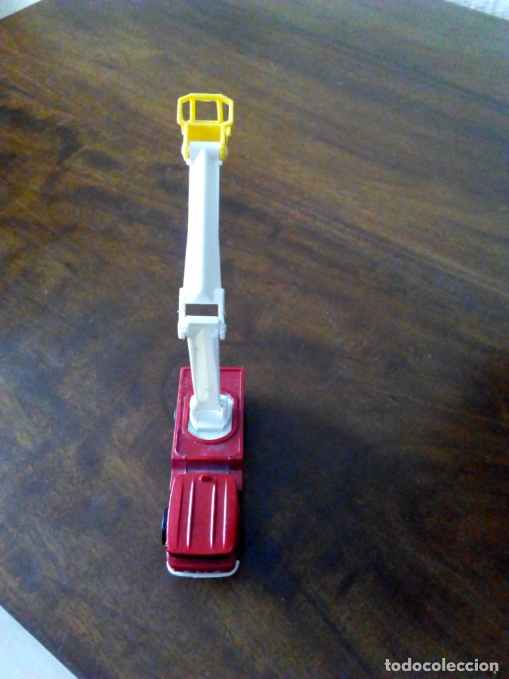 Coches a escala: Simon Snorkel Fire Engine. Whizzwheels. Bomberos con Escala. - Foto 2