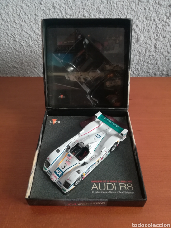 Model Cars: R&eacute;plica Coche Audi R8 Vainqueur des 24 Heures du Mans 2005 Lehto, Werner, Kristensen - Altaya IXO