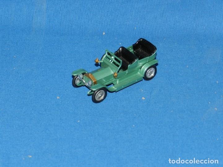 Model Cars: (A45) COCHE LESNEY MODESL OF YESTERYEAR 1907 ROLLS ROYCE SILVER , SE&Ntilde;ALES DE USO NORMALES