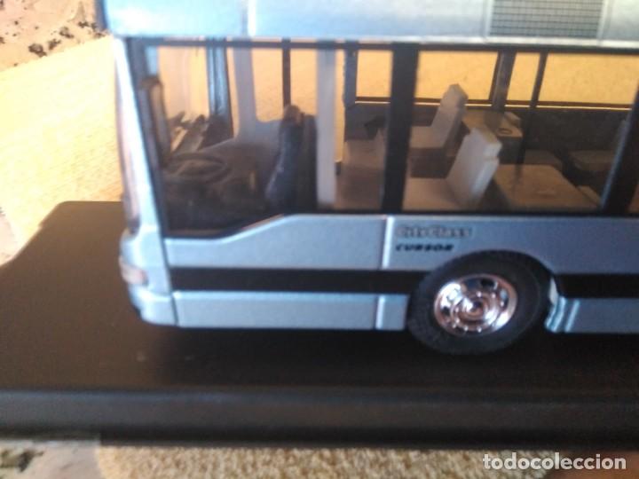 Coches a escala: Autob&uacute;s Iveco - Foto 3