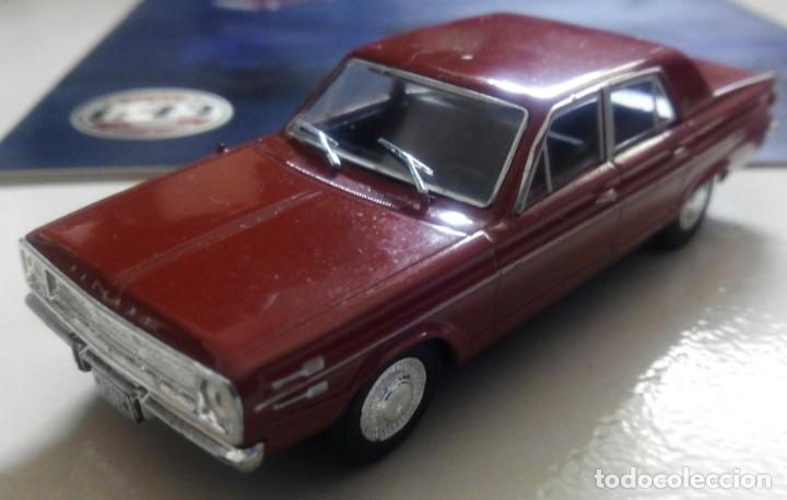 Coches a escala: Valiant IV, fabricado en Argentina entre 1966 y 1968.
