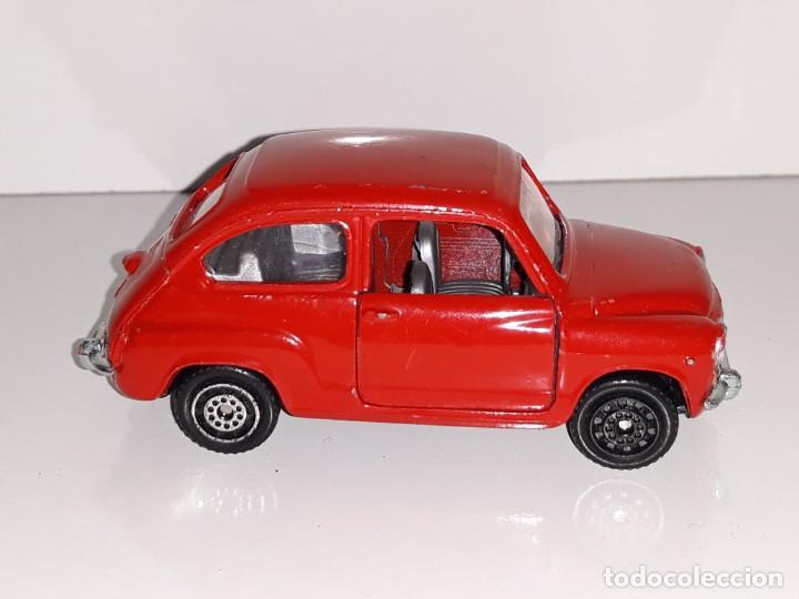 Coches a escala: GUISVAL : COCHE SEAT 600 ESCALA 1/43 MADE IN SPAIN REF. A 2011