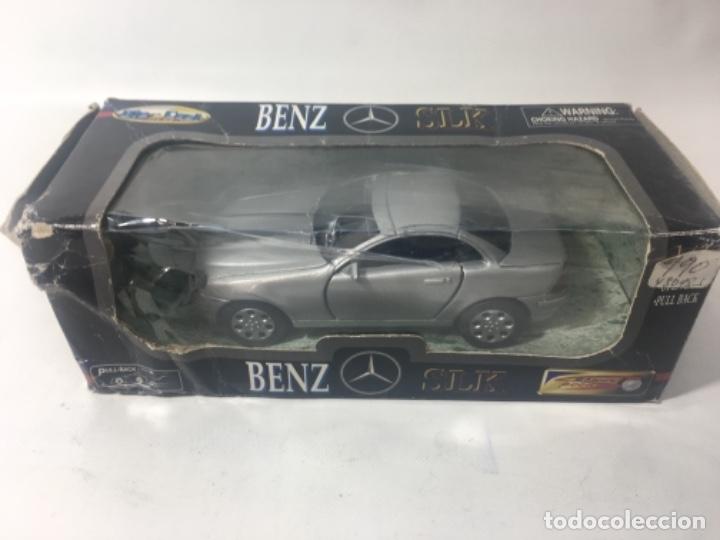 Auto in scala: Original Antiguo coche mercedes