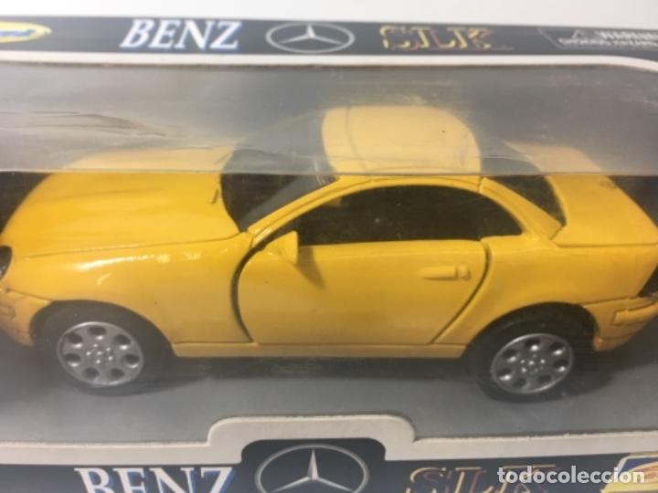Auto in scala: Original Antiguo coche mercedes