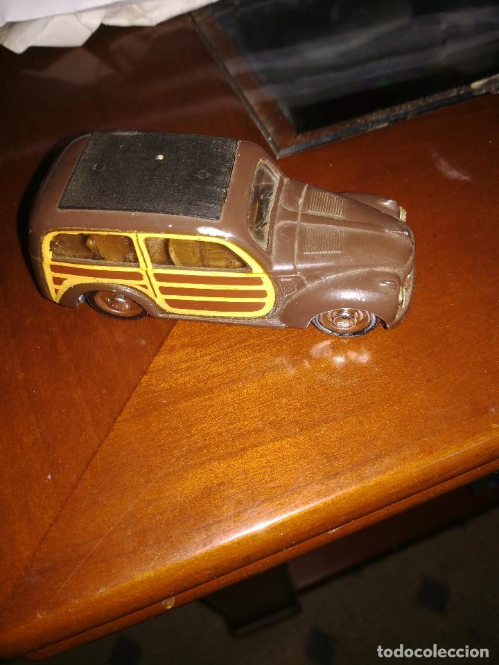 Coches a escala: Viejo coche marca Brumm - Foto 1