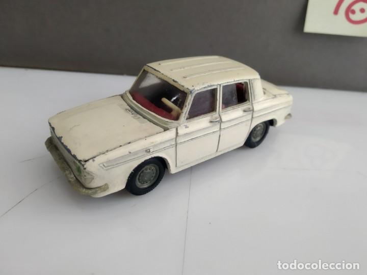 Voitures &agrave; l'&eacute;chelle: ANTIGUO COCHE DE JOAL RENAULT 10