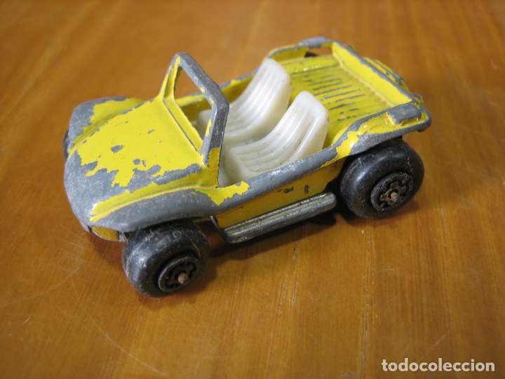 Voitures &agrave; l'&eacute;chelle: Coche a escala