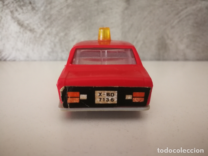 Coches a escala: ANTIGUO COCHE DE PL&Aacute;STICO DURO - Foto 5