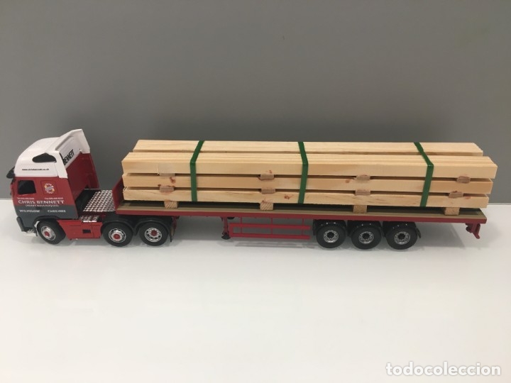 Auto in scala: CARGA DE MADERA PARA CAMIONES A ESCALA