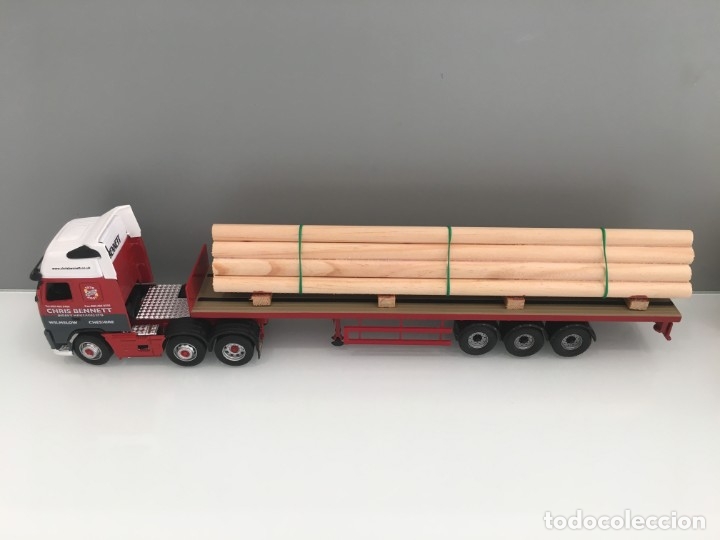 Auto in scala: CARGA DE MADERA PARA CAMIONES A ESCALA