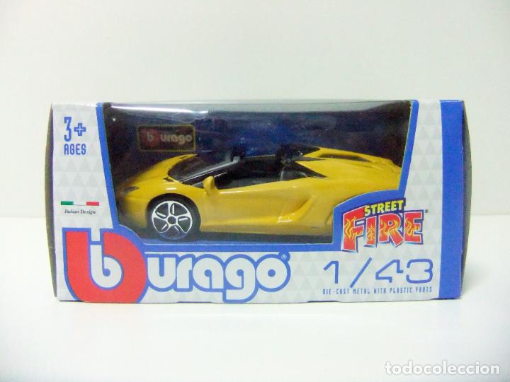 Coches a escala: LAMBORGHINI AVENTADOR LP700-4 ROADSTER - BURAGO BBURAGO STREET FIRE 1/43 ESCALA 1:45 - COCHE AUTO