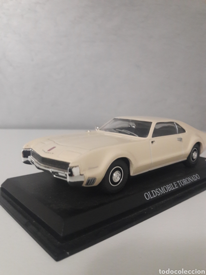 Coches a escala: OLDSMOBILE TORONADO DEL PRADO - Foto 2