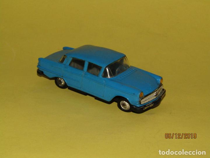 Modèle Réduit Norev Opel Kapitan - Échelle 1/43 - Occasion - Collection Voiture Ancienne