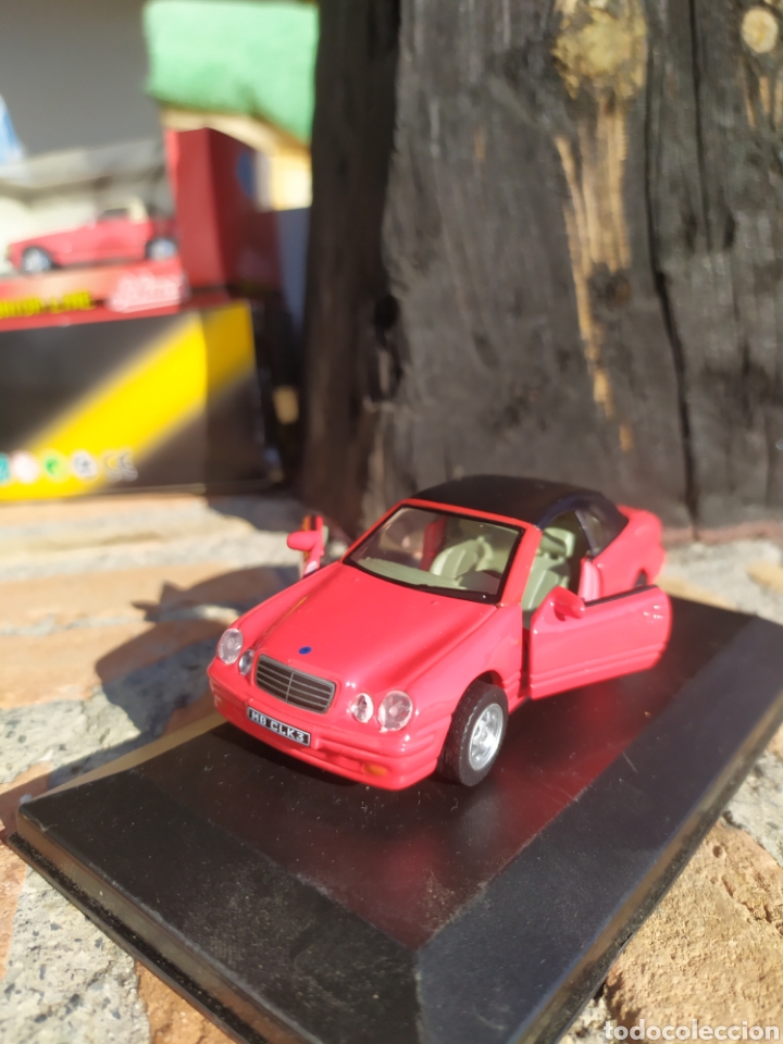 Voitures &agrave; l'&eacute;chelle: MERCEDES CLK CABRIO CARARAMA/HONGWELL