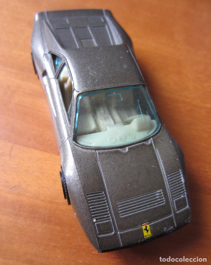 Voitures &agrave; l'&eacute;chelle: Ferrari GTO (Burago) (Escala 1/43)