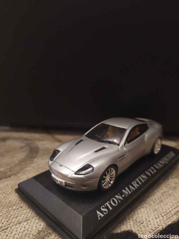 Voitures &agrave; l'&eacute;chelle: ASTON MARTIN V12 VANQUISH ALTAYA/IXO MODELS
