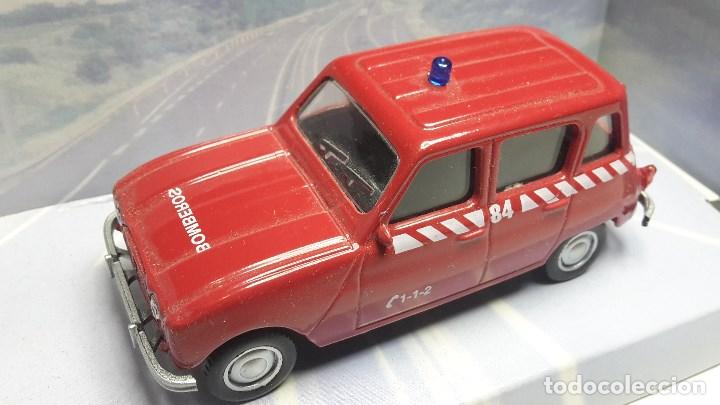 Auto in scala: Renault 4L en versi&oacute;n Bomberos emergencias 112 en escala 1/43 de MondoMotors
