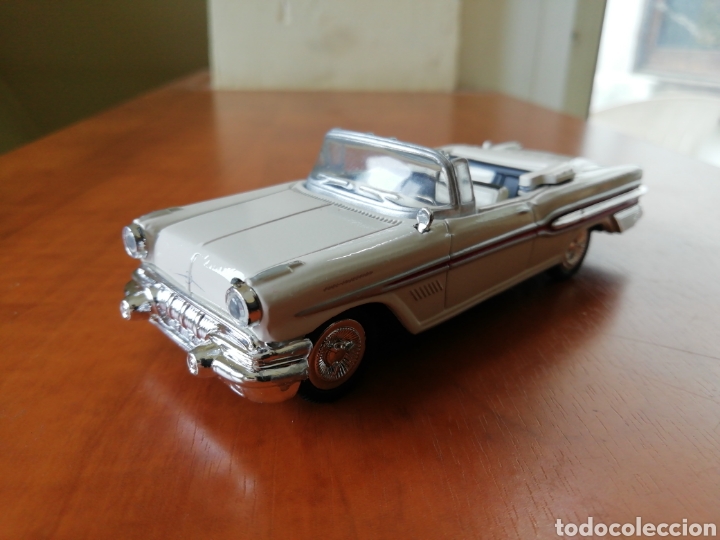 Coches a escala: Pontiac Bonneville 1957 escala 1:43