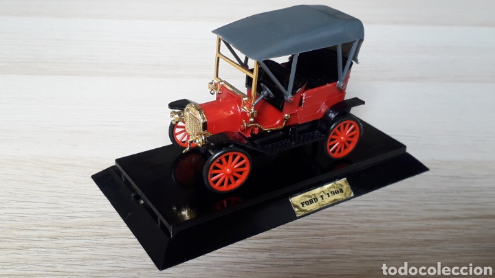 Coches a escala: Ford T 1908 ref. 6001, pl&aacute;stico esc. 1/43, Eko made in Spain, original a&ntilde;os 60-70. Con caja