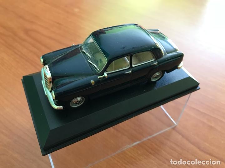 Voitures &agrave; l'&eacute;chelle: MERCEDES 180D (1957) 1:43 ALTAYA Cristinomodels