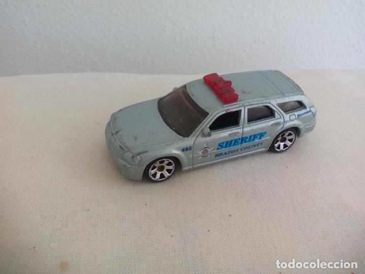 Voitures &agrave; l'&eacute;chelle: coche sheriff. brazos county 680. dodge magnum. 2005 mattel. policia
