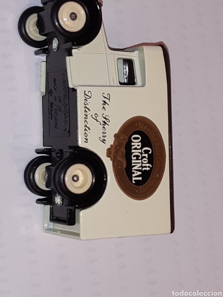 Auto in scala: DAYS GONE by Lledo.Camioneta de reparto de metal, nueva sin usar. Mide 8 x 4,5 x 4 cms
