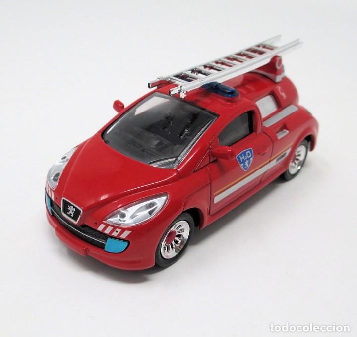 Voitures &agrave; l'&eacute;chelle: Veh&iacute;culo de Bomberos de DelPrado Colecci&oacute;n - Electrical Proto H2O Peugeot - Citro&euml;n.