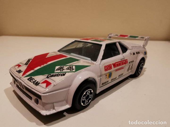 Coches a escala: Burago BMW M1 &rdquo;Castrol&rdquo;