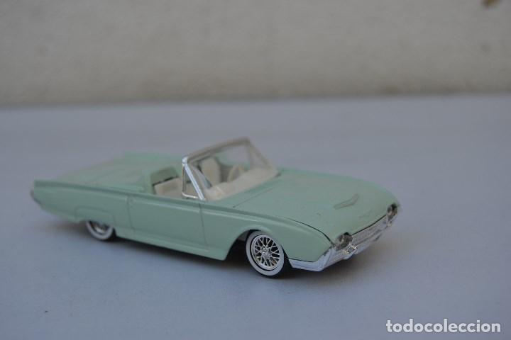 Model Cars: 1:43 SOLIDO FORD THUNTHERBIRD 1961
