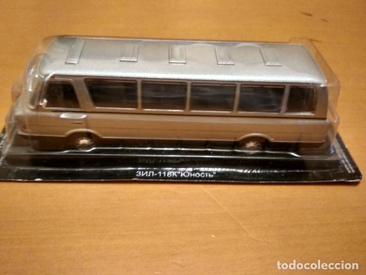 Voitures &agrave; l'&eacute;chelle: Autob&uacute;s urbano ruso