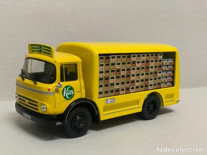Model Cars: BARREIROS SAETA 35 KAS -1964 1:43 SALVAT