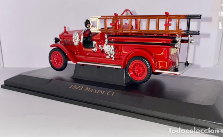 Auto in scala: Signature 1/43 Scala Fire Maxim C1 Truck