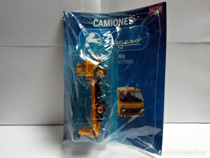 Auto in scala: CAMI&Oacute;N PEGASO S-515 GR&Uacute;AS RODR&Iacute;GUEZ 1980 - SALVAT ESCALA 1:43 GARAJE VILLABLINO MATR&Iacute;CULA LE&Oacute;N S515