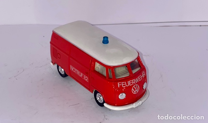 Voitures &agrave; l'&eacute;chelle: Tomica Dandy 1/43 VW Delivery Van