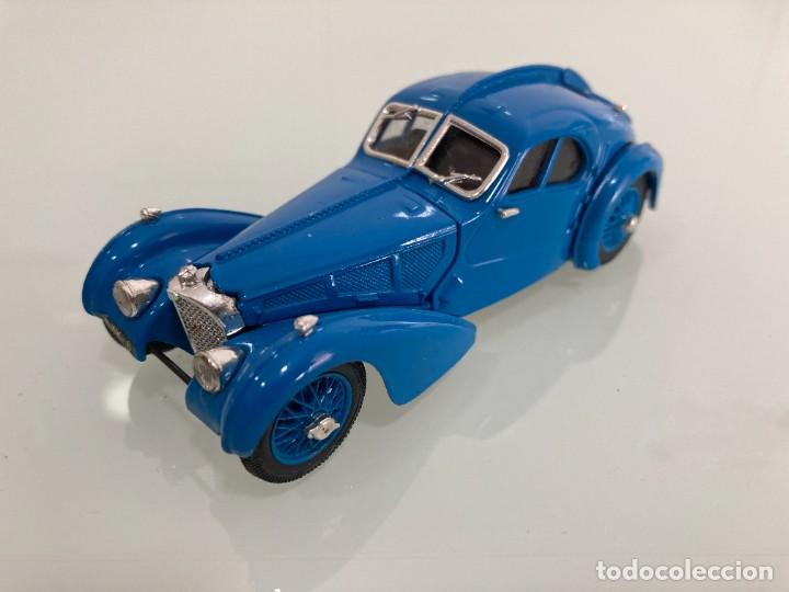 Bugatti 57 C Atlantic 1938 – Rio 1/43, Bleue, Très Bon état Avec Boîte